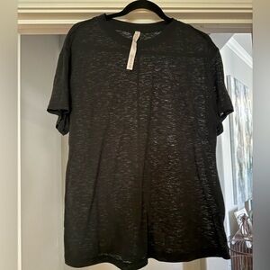 Lululemon Between Moments Tee Size 10 Black
